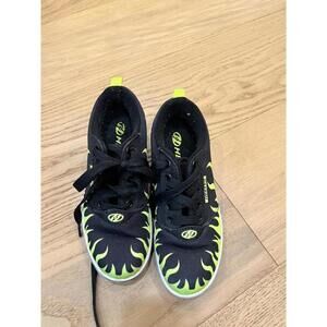 Black & Green Heelys Roller Shoes – Youth Size 2